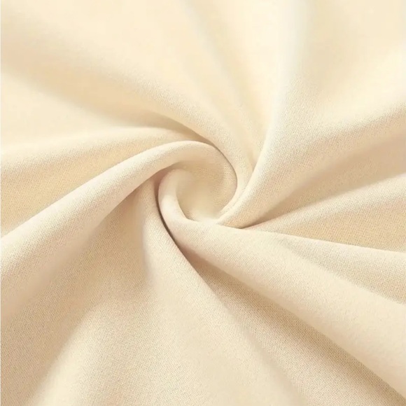 Cream Holiday Sweatshirt with Christmas Tree Design - Picture 4 of 12